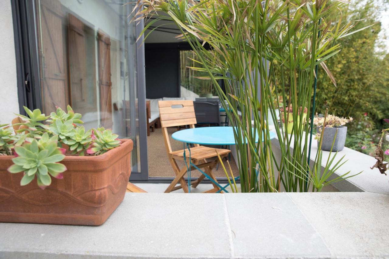 Agreable Logement Independant Avec Veranda Vienne  Esterno foto
