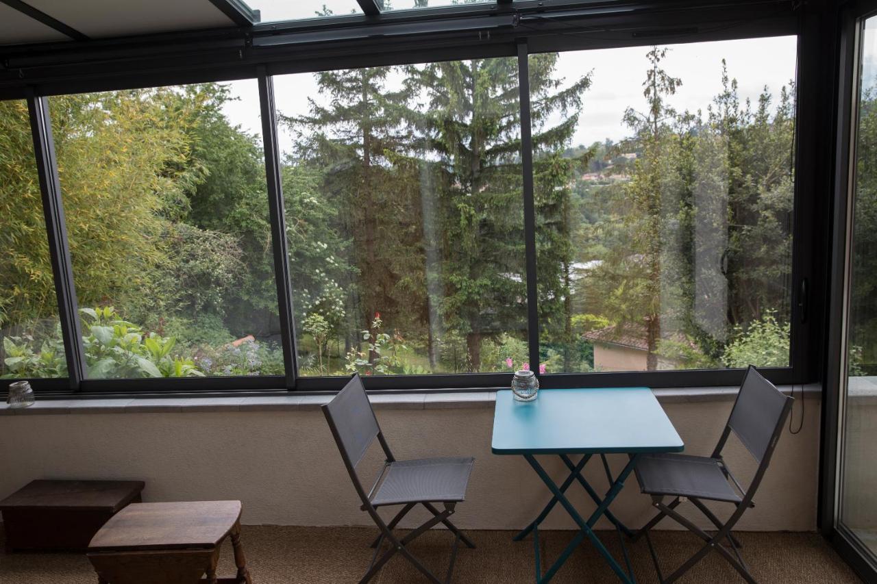 Agreable Logement Independant Avec Veranda Vienne  Esterno foto