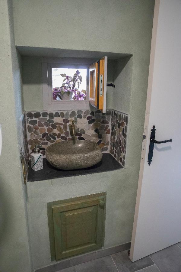 Agreable Logement Independant Avec Veranda Vienne  Esterno foto